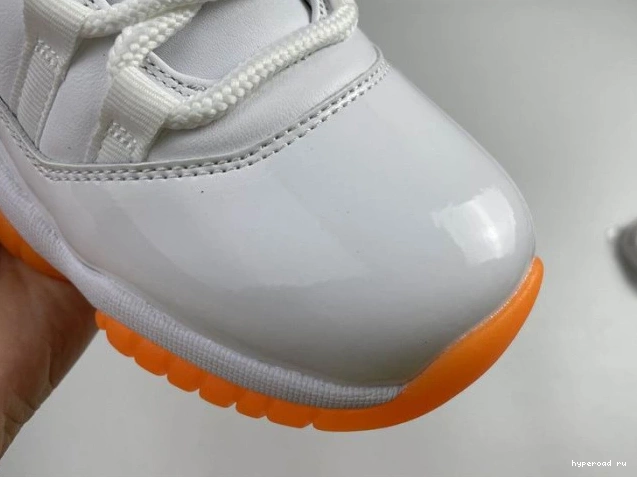 LOW JORDAN AIR RETRO AH7860-139 BRIGHT CITRUS 11 1122